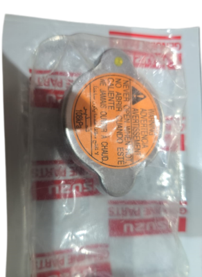 Uso do tampão do radiador 8-98096226-0 para peças japonesas do caminhão ISUZU FRR 6HK1 Isuzu
