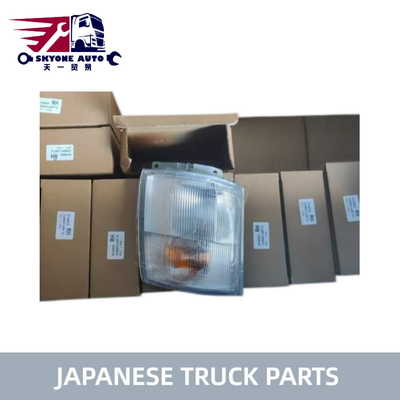 Peças de caminhão japonesas 81610-37190 81610-37130 Lâmpada Cornel para HINO 300 Dyna Truck Peças de Motor Hino