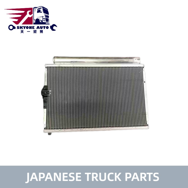 S8841-11250 S8841-11210 Condensador de ar condicionado A/C para camião HINO 700 Profia E13C P11C SH1E Partes de camião japonesas de alta qualidade
